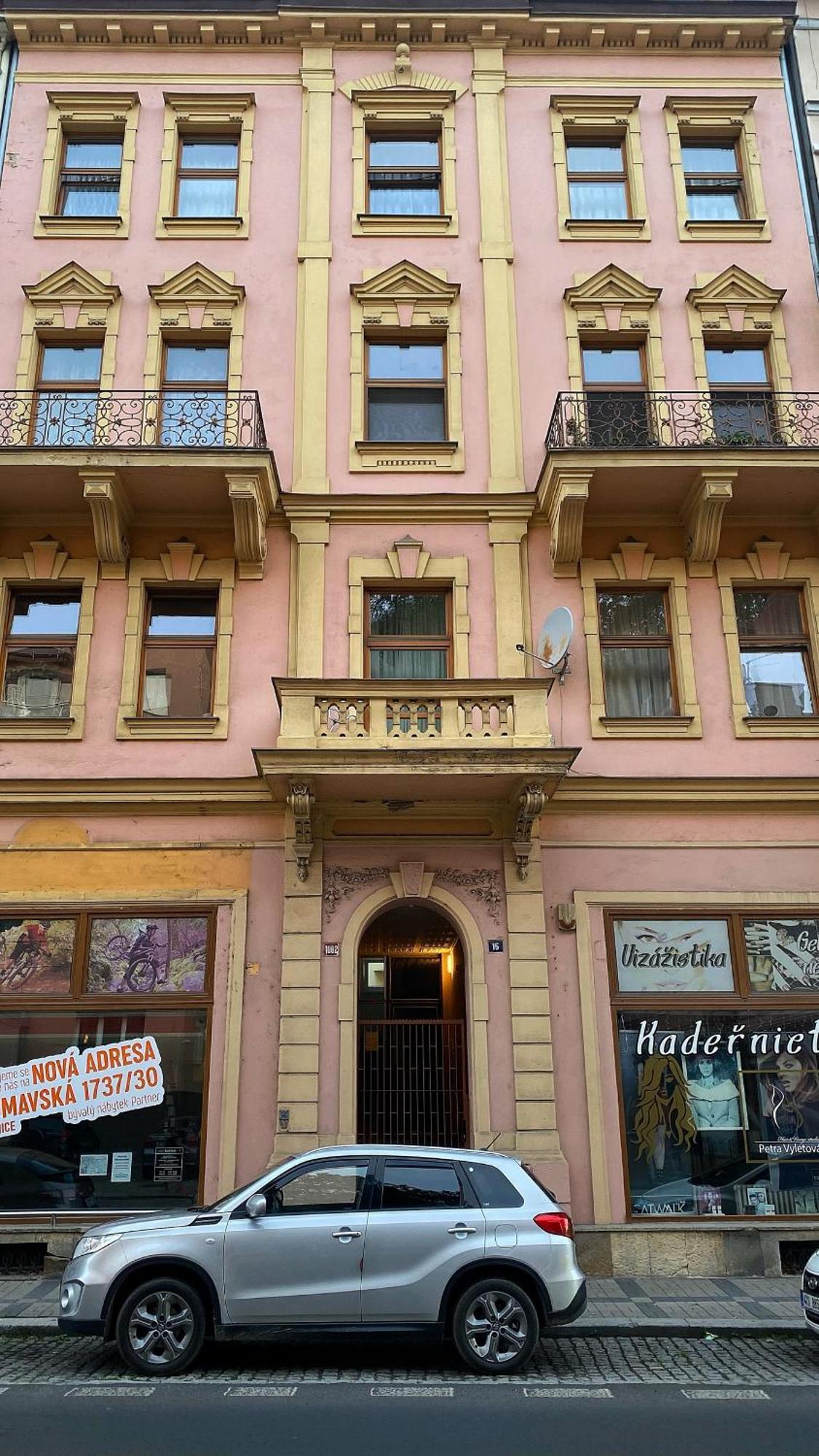 Lilly Apartments Karlsbad Exteriör bild